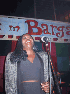 barga live in1.gif