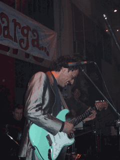 barga live in5.gif